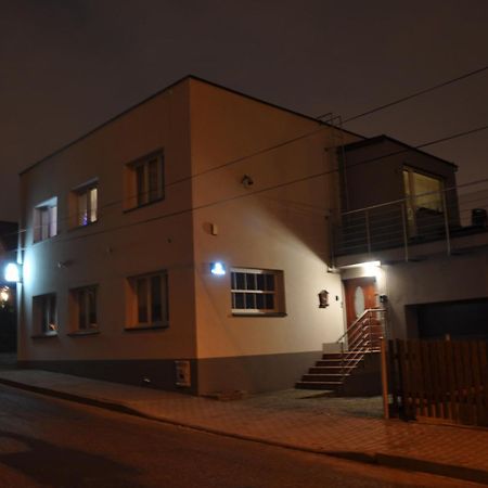 קטוביץ Bialy Dom - 2 Bedrooms מראה חיצוני תמונה